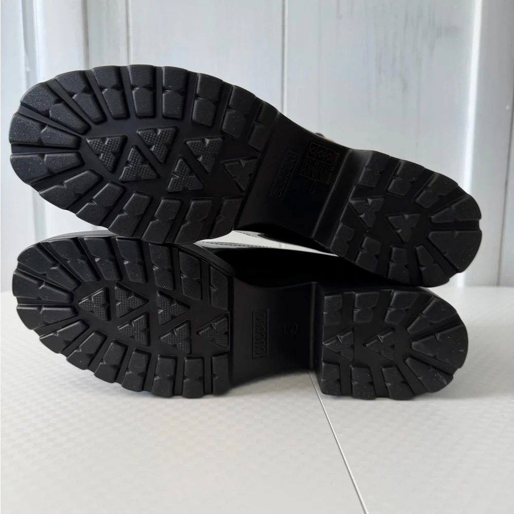 Women’s Black Patent Mary Jane Shoes with Buckle - Picture 3 of 5